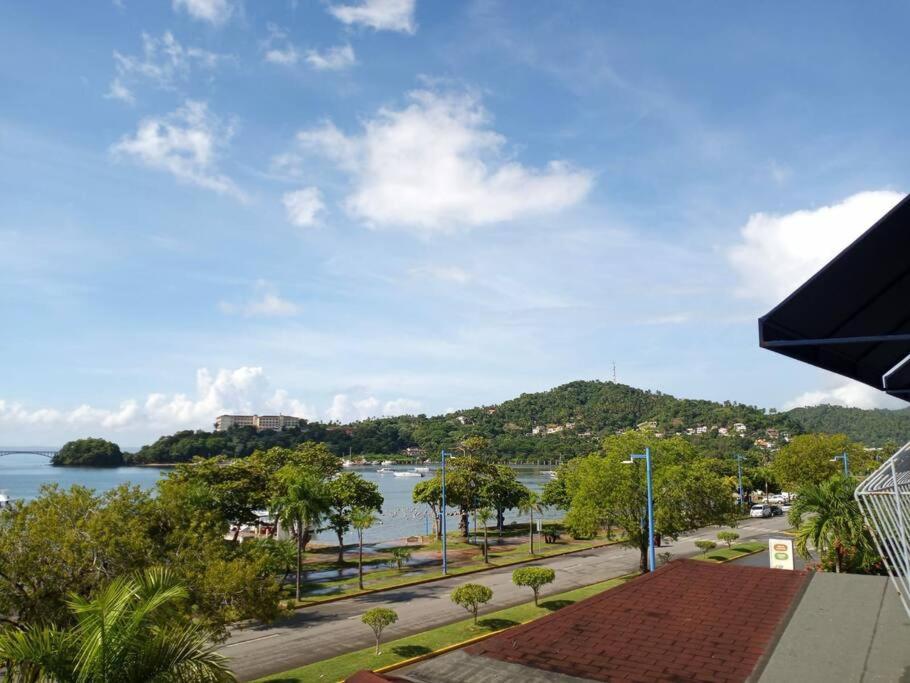 Indy'S Best Bay Frontview In Samana. Exterior foto
